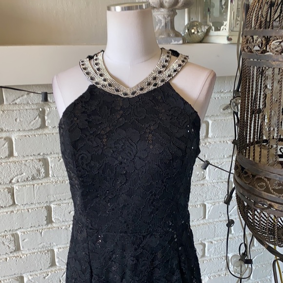 LA SCALA USA BLACK SEQUIN HALTER RHINESTONES FITTED DRESS XL EXCELLENT - Picture 3 of 12